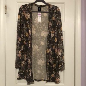 NWT Agnes & Dora Essential Cardigan